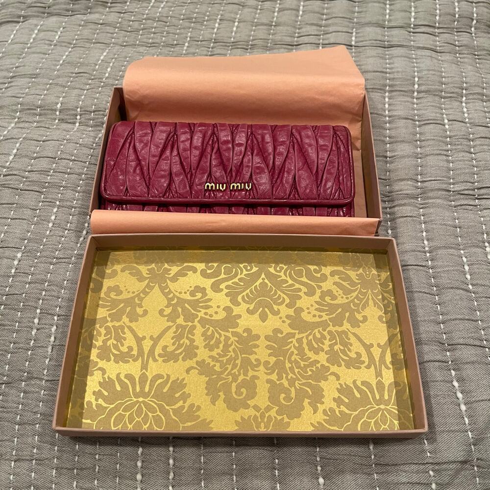 Miu Miu Matalesse Nappa Leather Wallet Red Pink - Picture 4 of 15